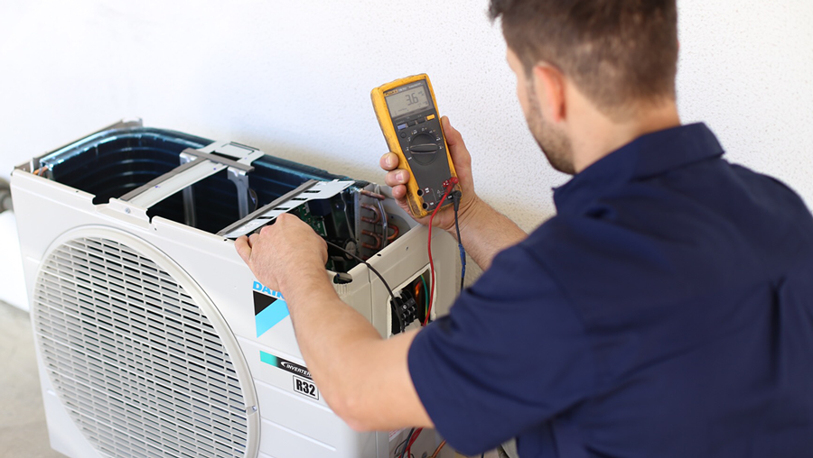 4 Reasons Why it’s Vital to Get an Air Conditioning Service on a Regular Basis